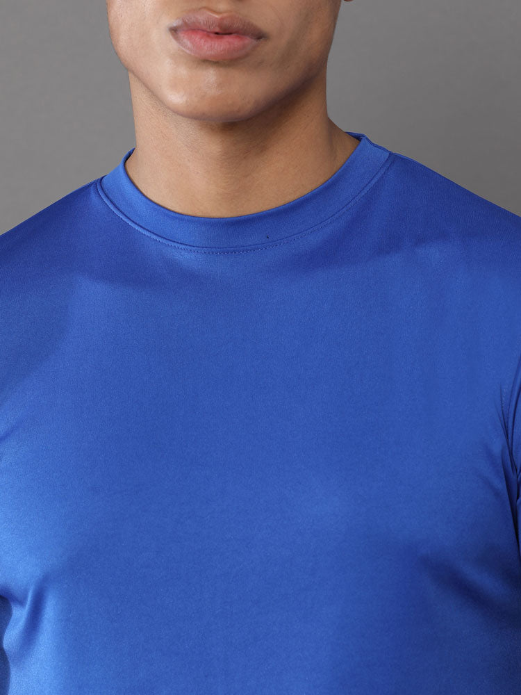 Custom Dry-Fit Round Neck T-Shirt – 140 GSM Polyester | Logo Printing Available
